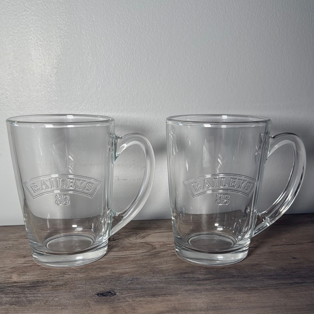 Bailey’s Clear Glass Mugs Set